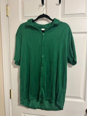 Green Textured Button-Up Shirt